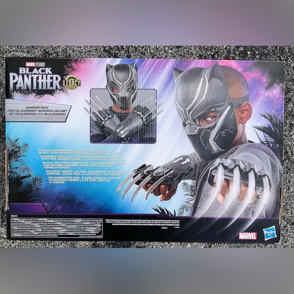 Marvel Studios Black Panther Warrior Pack - Picture 2 of 2